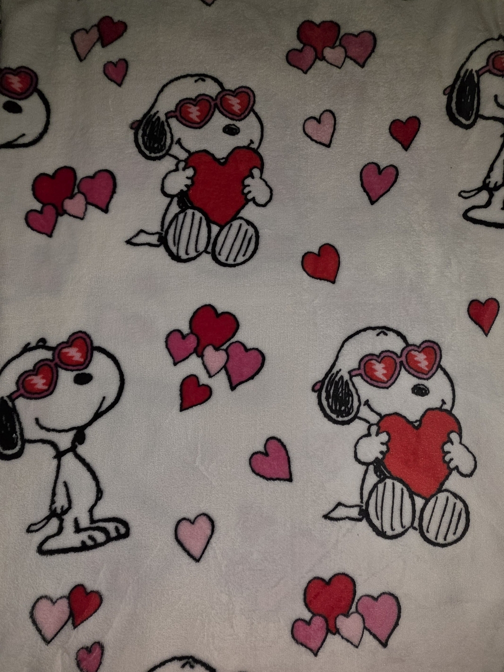 Peanuts Plush Blanket with Red & Pink Heart Motif